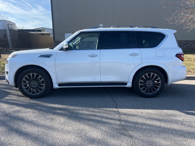 2023 Nissan Armada Platinum 9