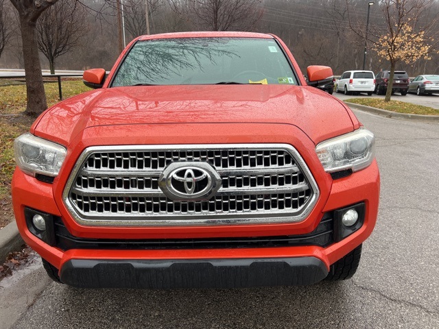 2016 Toyota Tacoma TRD Off-Road 2