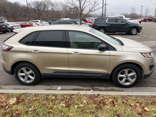 2017 Ford Edge SE 4