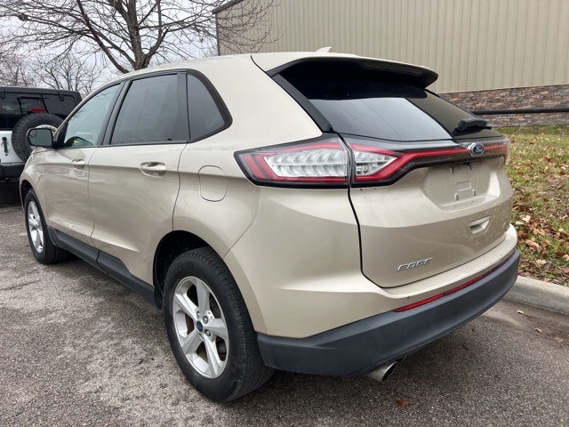 2017 Ford Edge SE 7