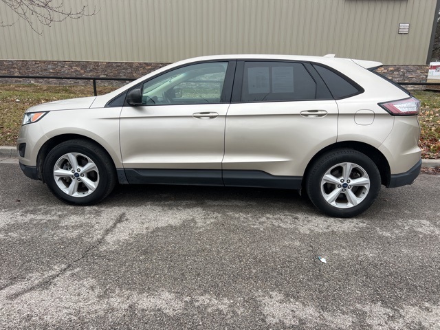 2017 Ford Edge SE 9