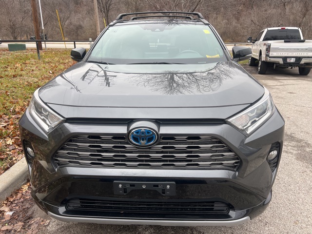 2020 Toyota RAV4 Hybrid XSE 2