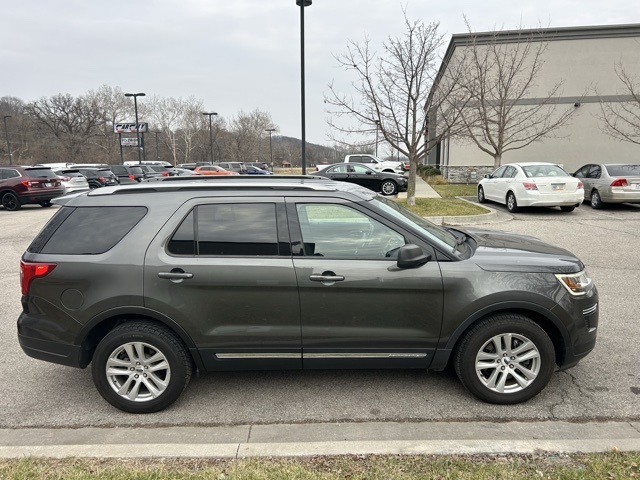 2018 Ford Explorer XLT 4