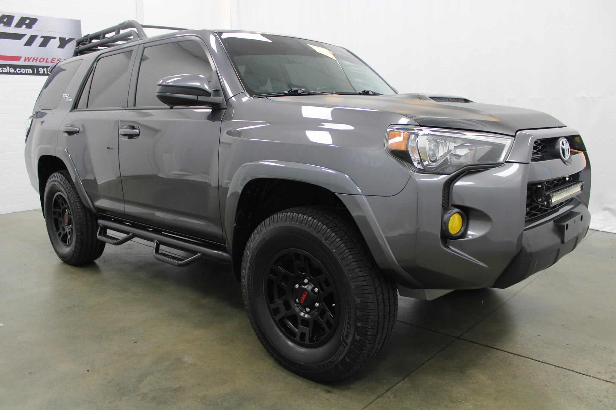 2018 Toyota 4Runner SR5 3