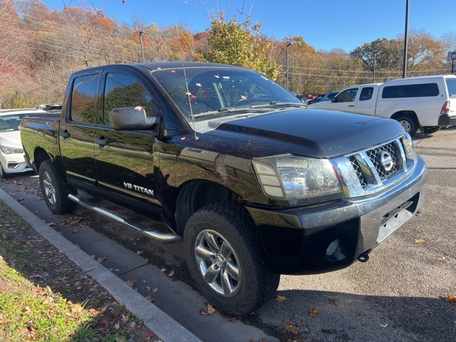 2012 Nissan Titan SV 3