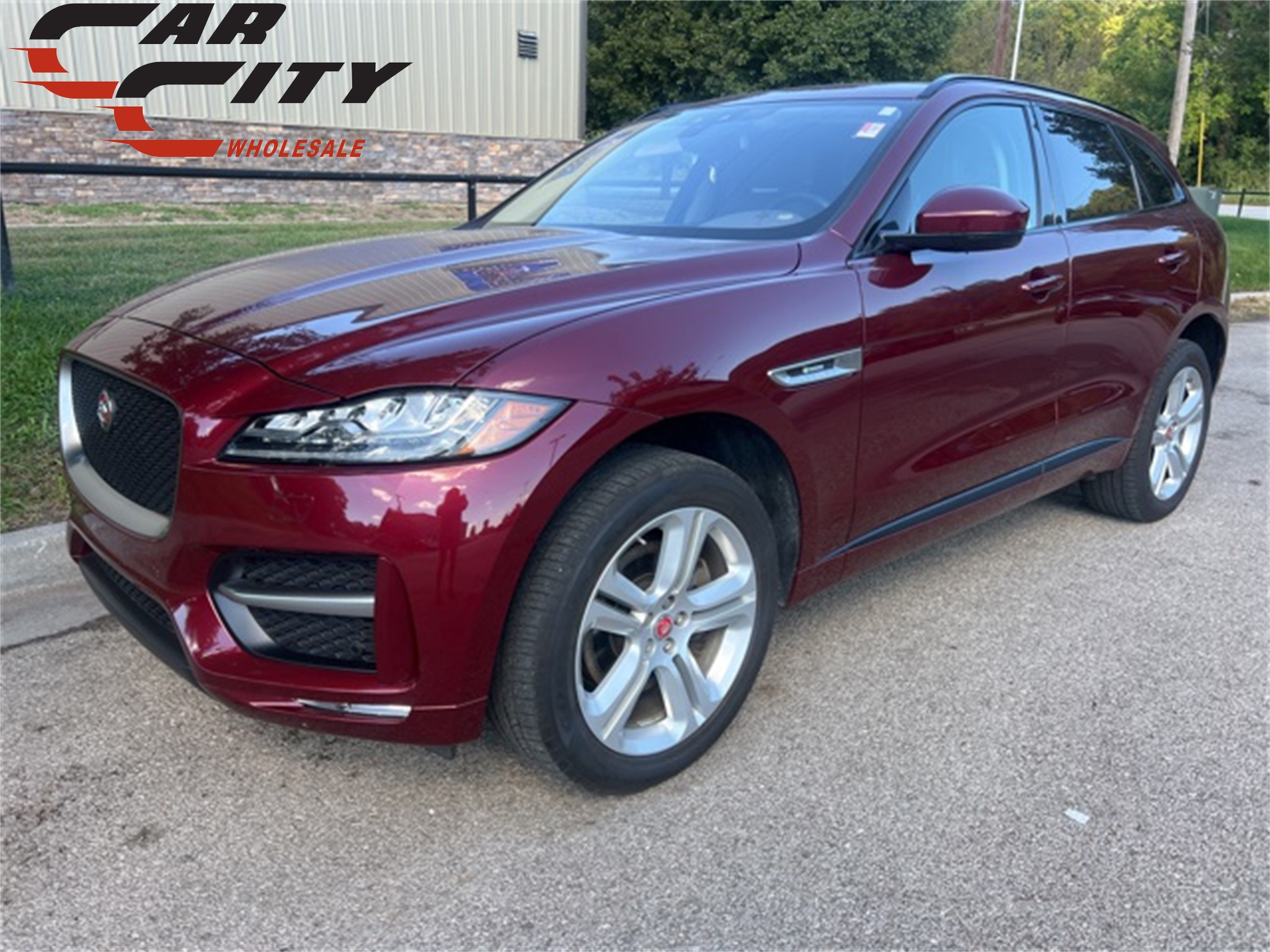 2017 Jaguar F-PACE 35t R-Sport 1