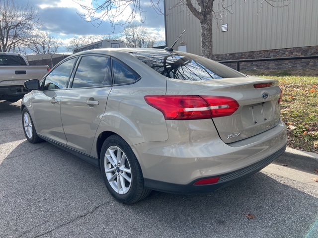 2015 Ford Focus SE 6