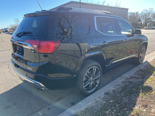 2019 GMC Acadia Denali 4