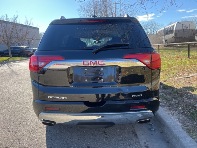 2019 GMC Acadia Denali 5