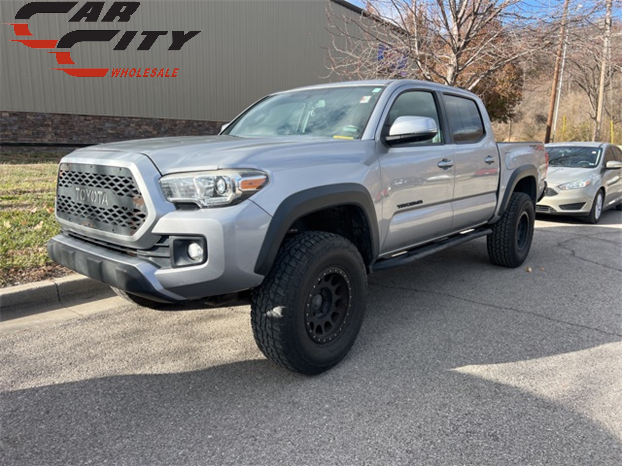 2017 Toyota Tacoma SR5 1