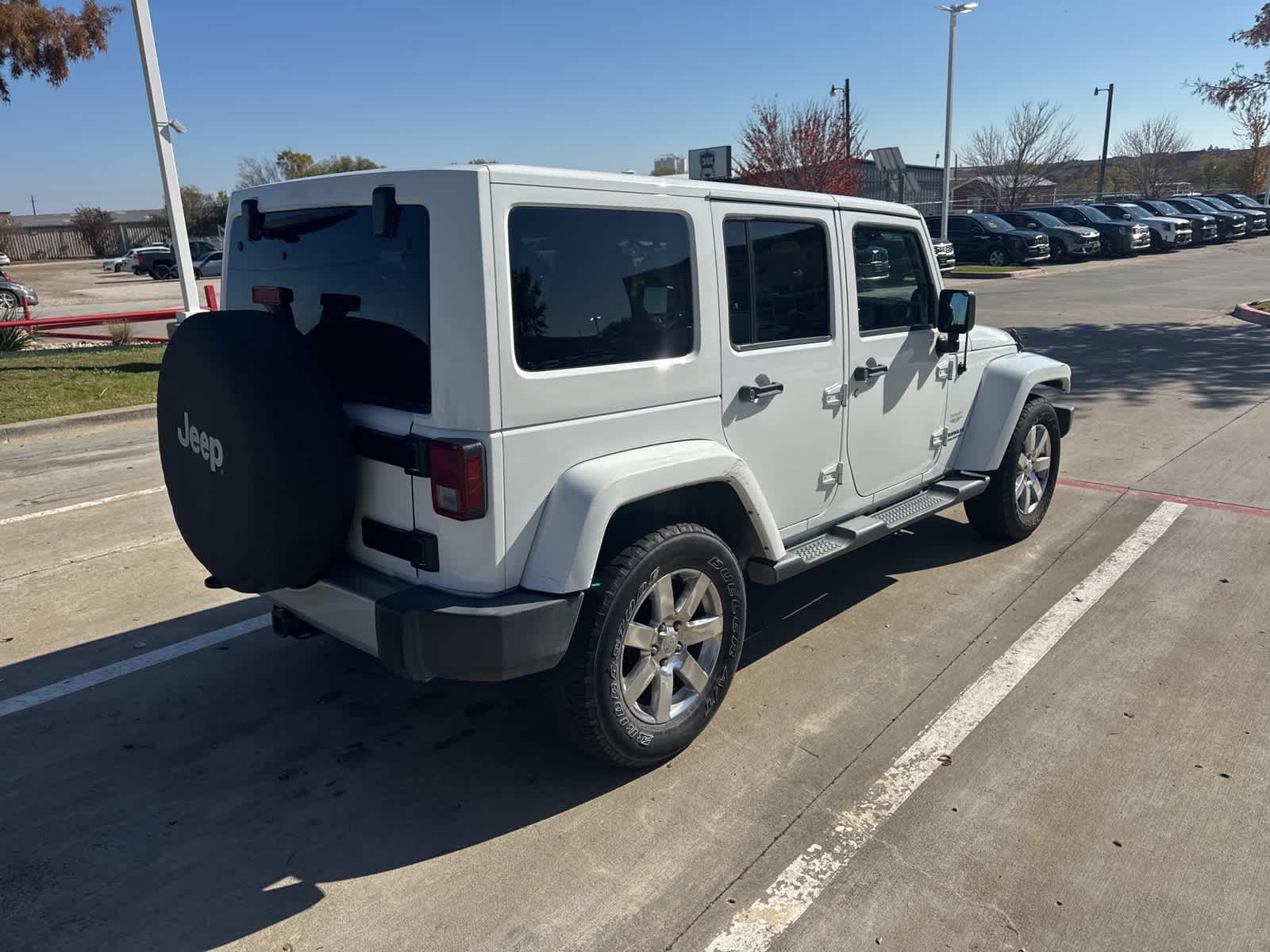 2013 Jeep Wrangler Unlimited Sahara 4