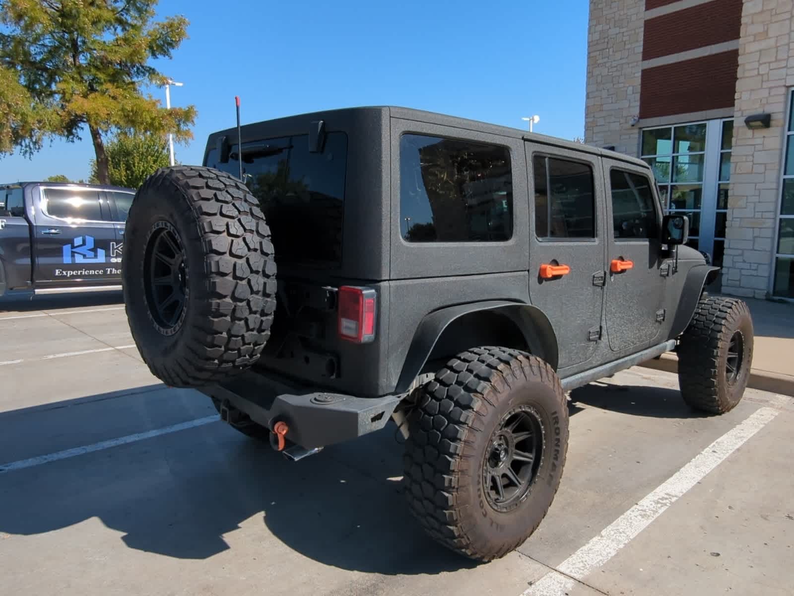 2014 Jeep Wrangler Unlimited Sahara 5