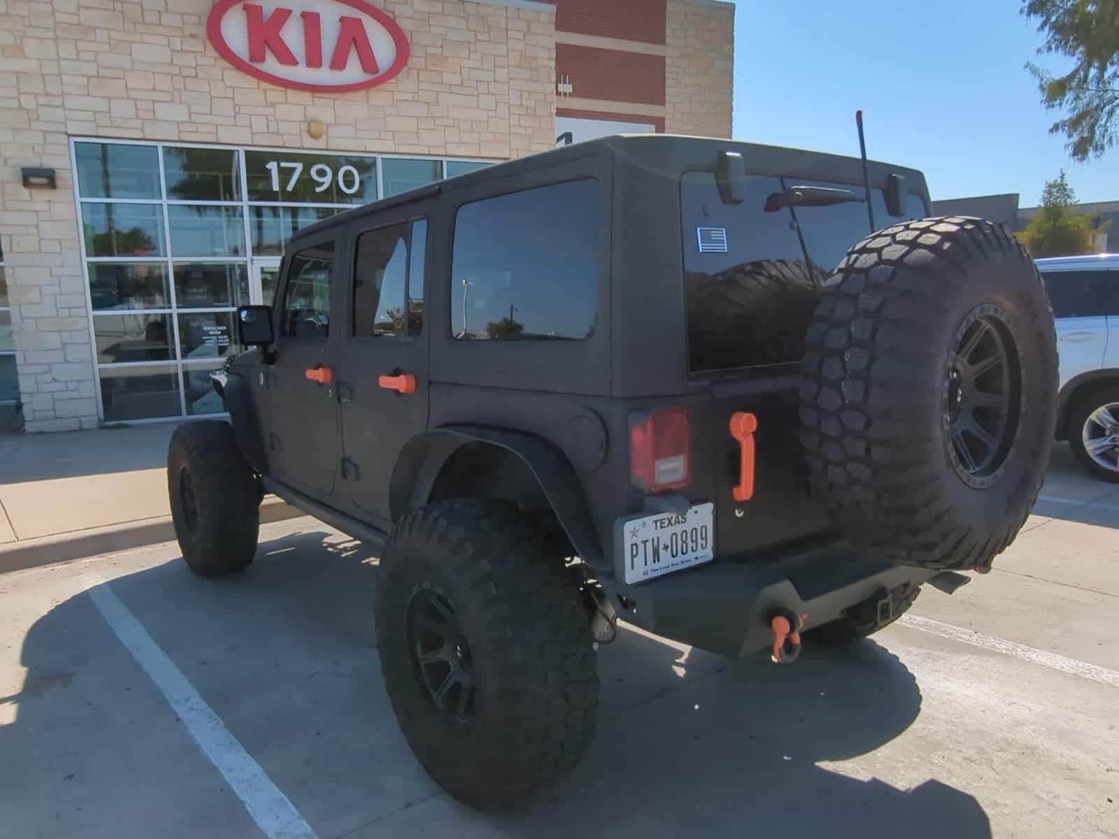 2014 Jeep Wrangler Unlimited Sahara 7