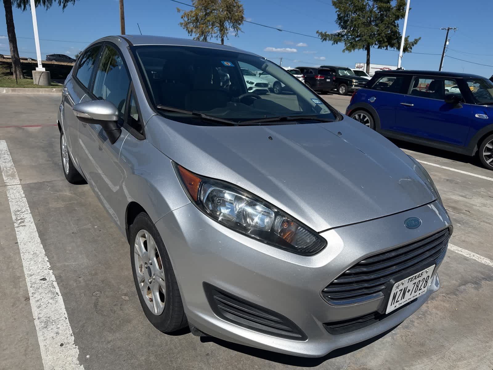 2014 Ford Fiesta SE 3