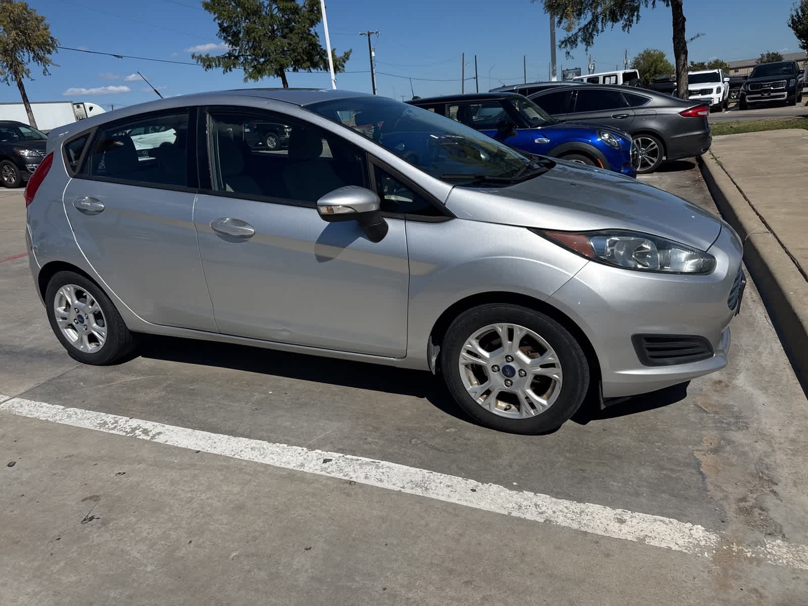 2014 Ford Fiesta SE 4