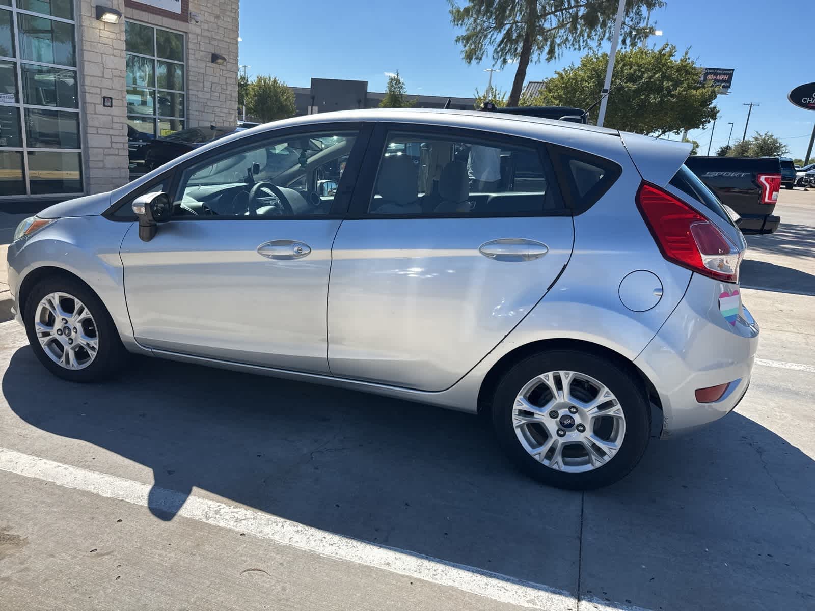 2014 Ford Fiesta SE 8