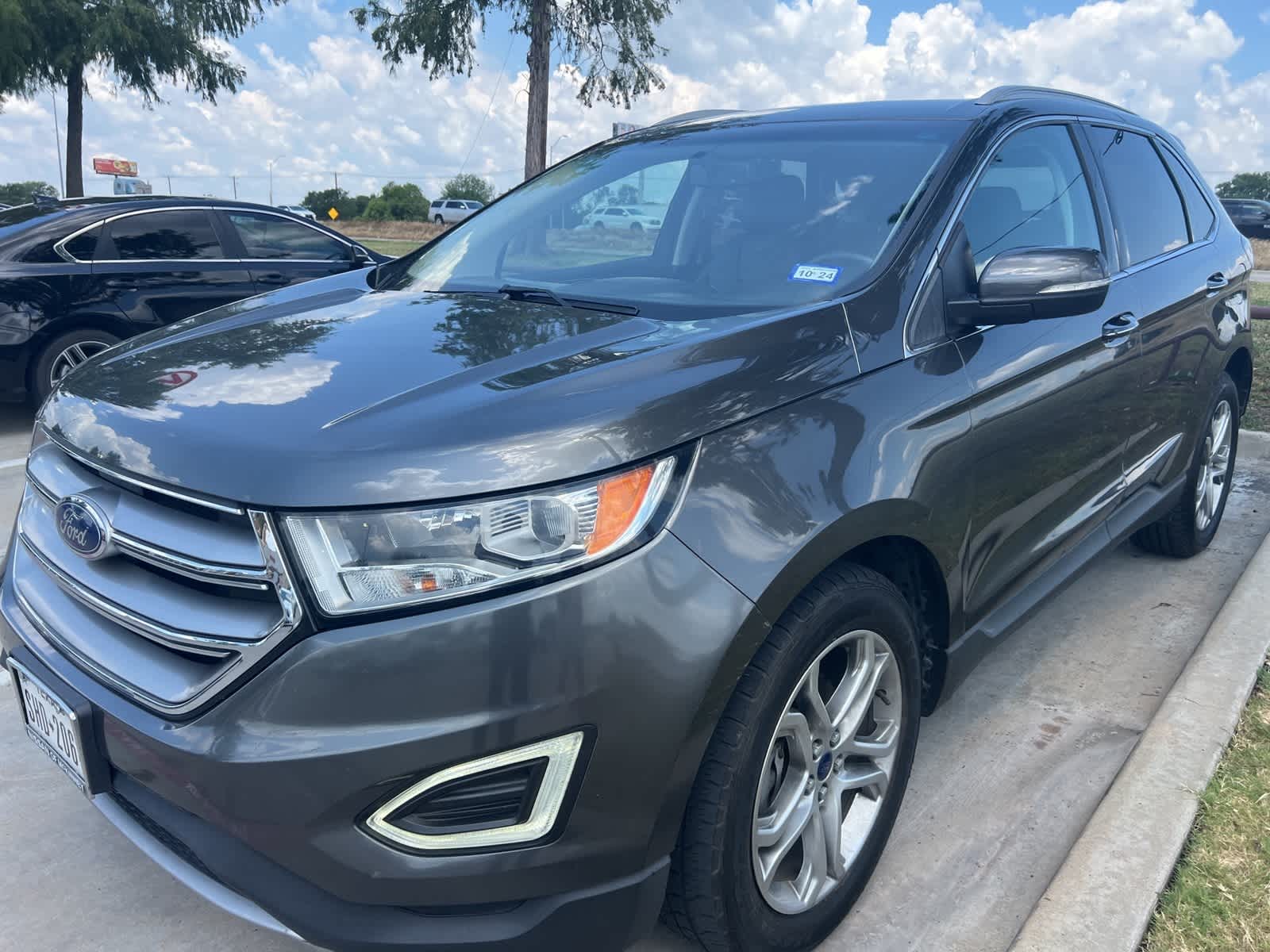 2015 Ford Edge Titanium 1