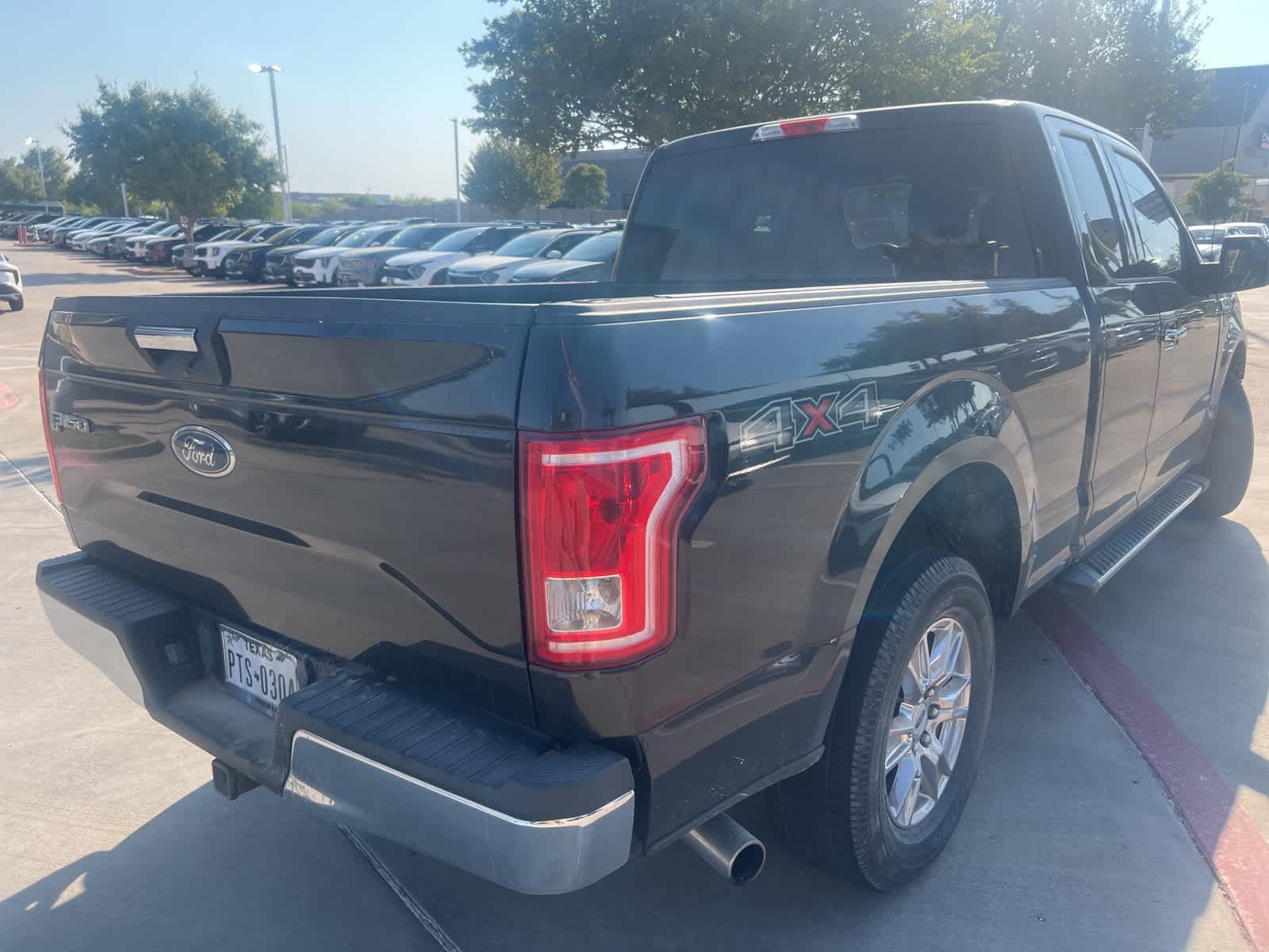 2015 Ford F-150 XLT 4WD SuperCab 145 4