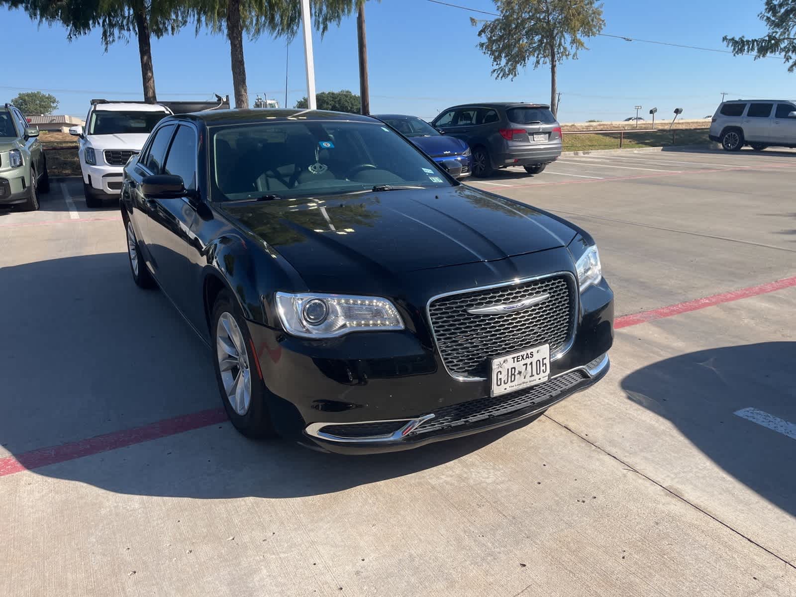 2015 Chrysler 300 Limited 3