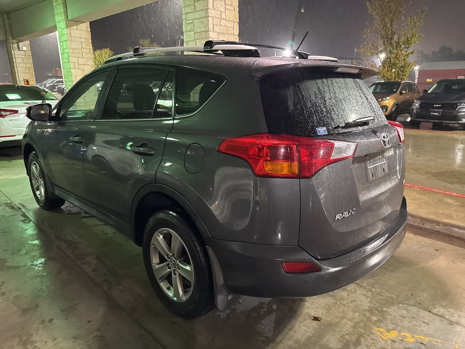 2015 Toyota RAV4 XLE 3