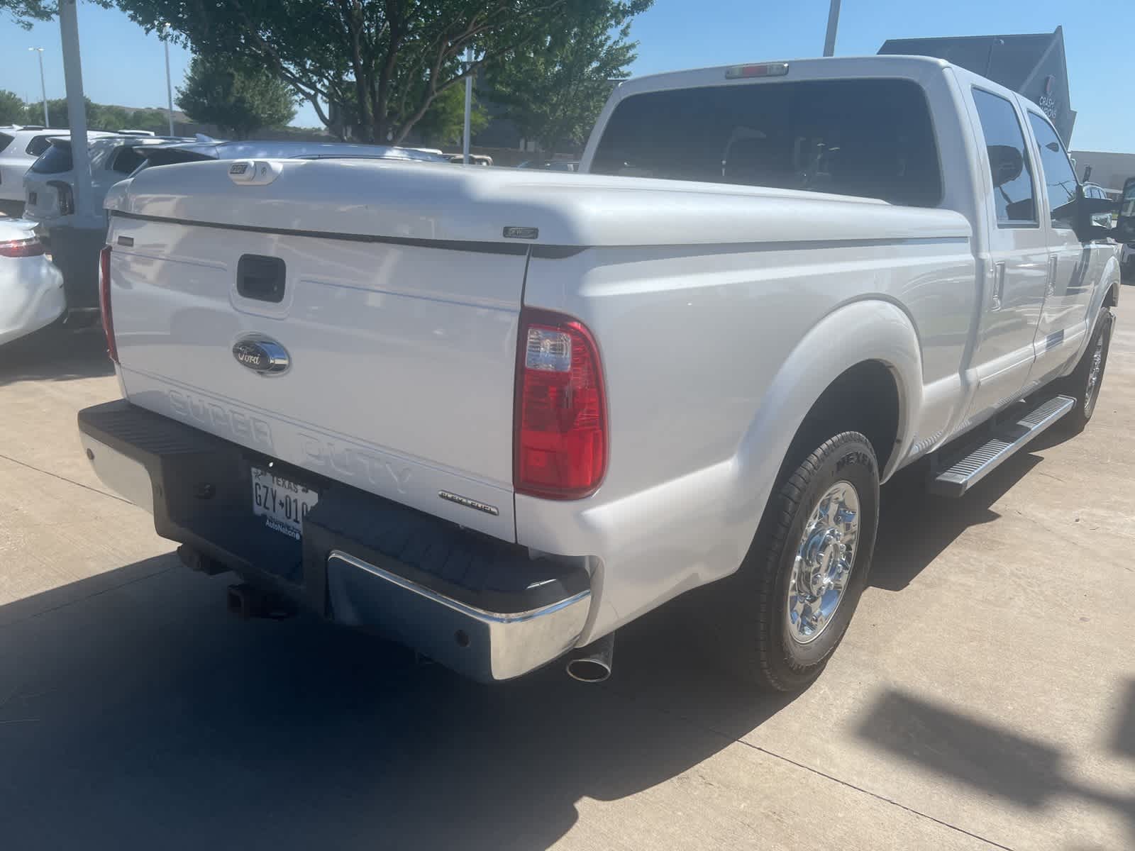 2016 Ford Super Duty F-250 SRW Lariat 2WD Crew Cab 156 5