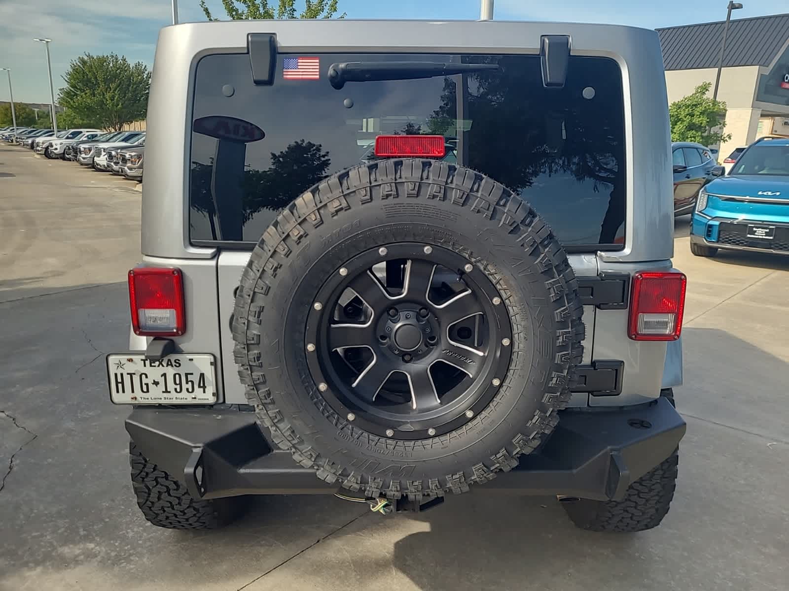 2016 Jeep Wrangler Unlimited Sahara 6