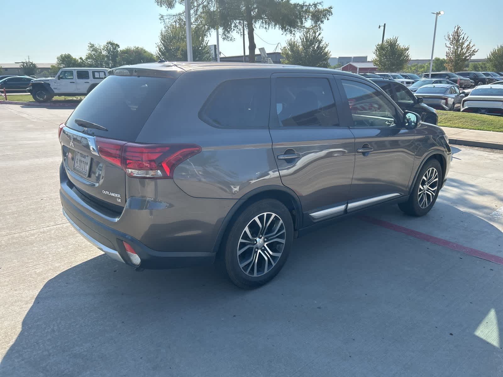 2016 Mitsubishi Outlander SE 5