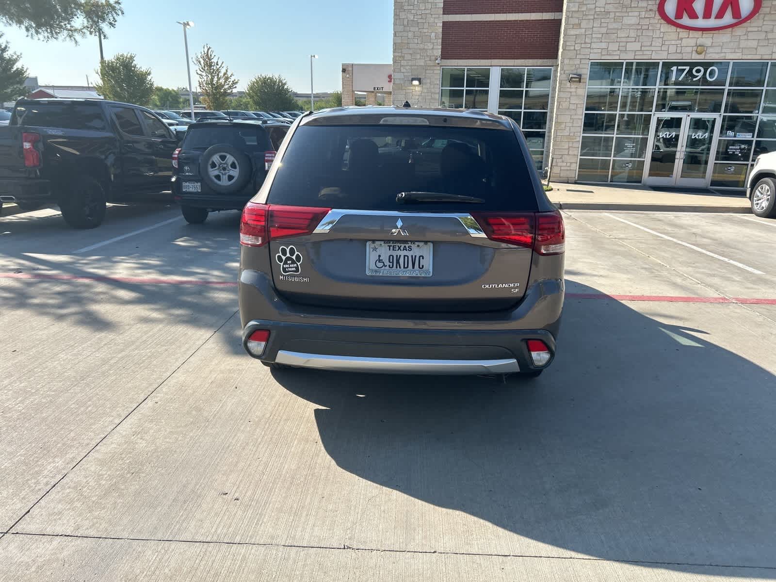 2016 Mitsubishi Outlander SE 6