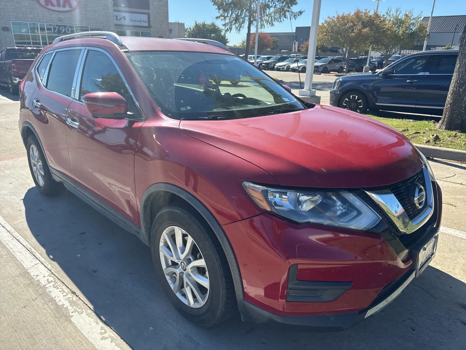 2017 Nissan Rogue SV 2