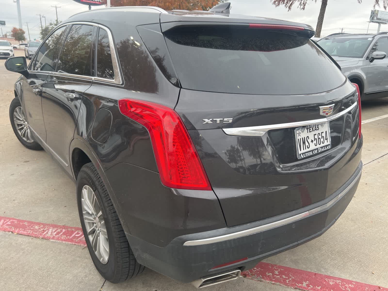 2017 Cadillac XT5 Luxury FWD 7