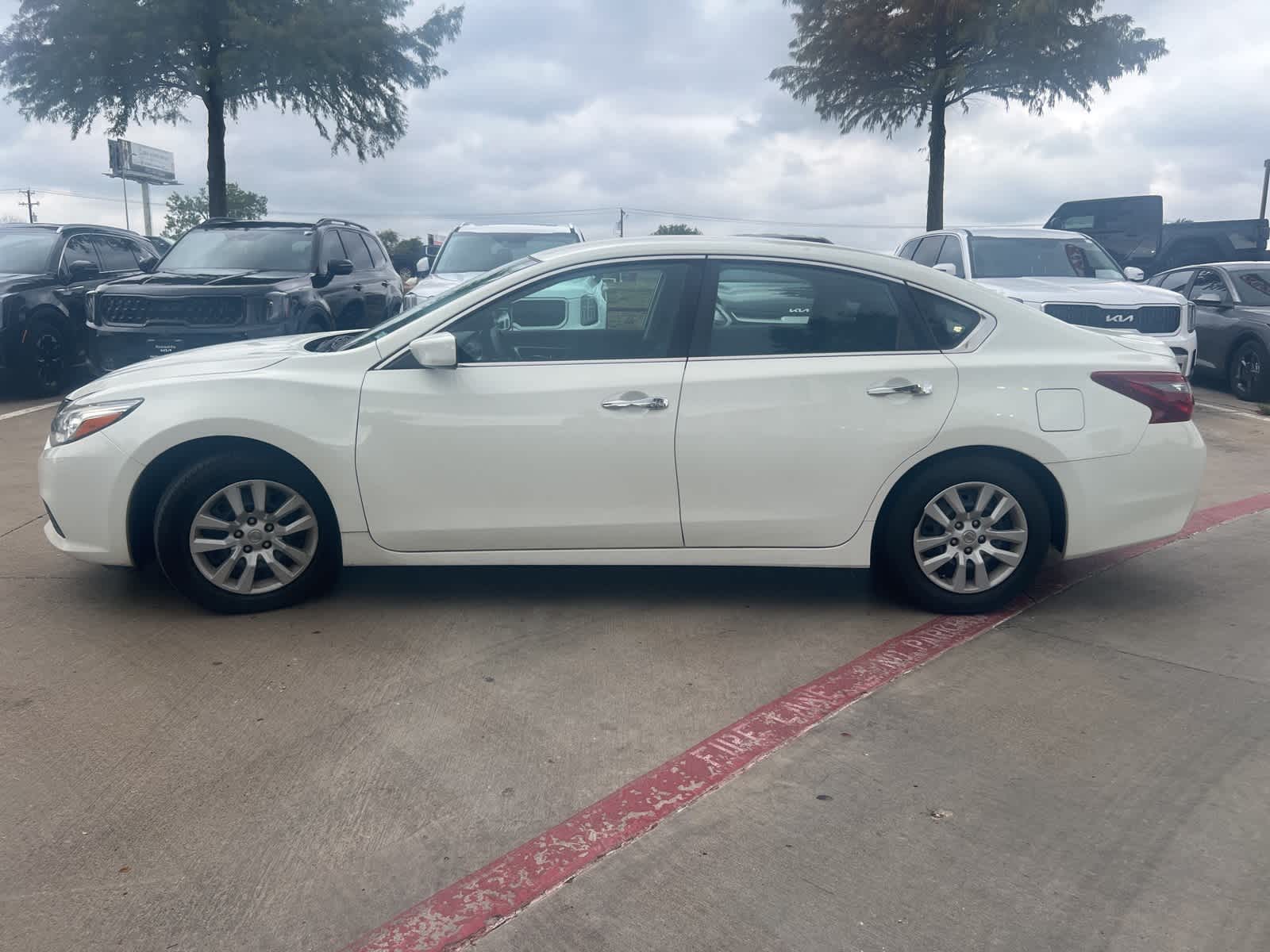 2018 Nissan Altima 2.5 S 8