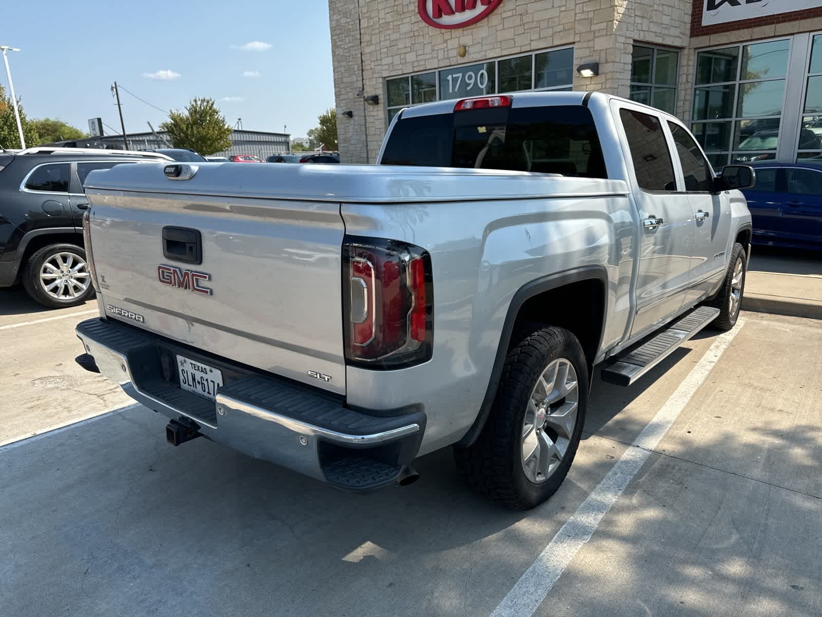 2018 GMC Sierra 1500 SLT 4WD Crew Cab 143.5 5