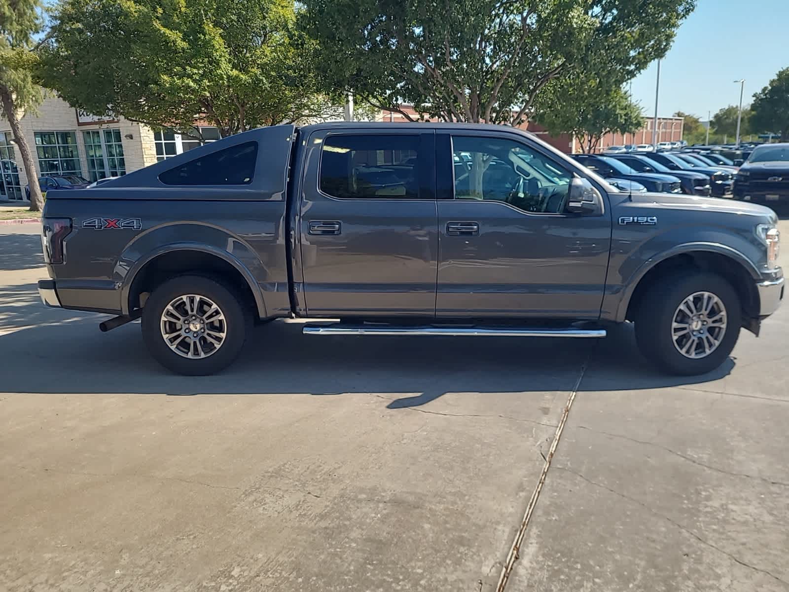 2018 Ford F-150 LARIAT 4WD SuperCrew 5.5 Box 4