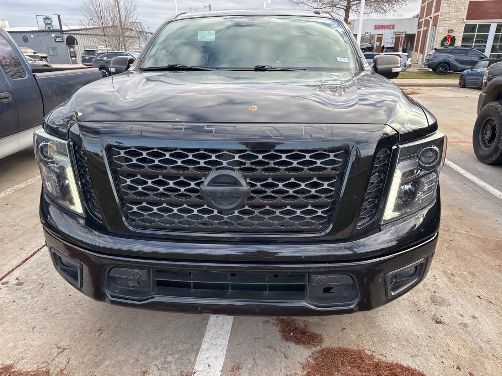 2018 Nissan Titan SV 4x2 Crew Cab 2