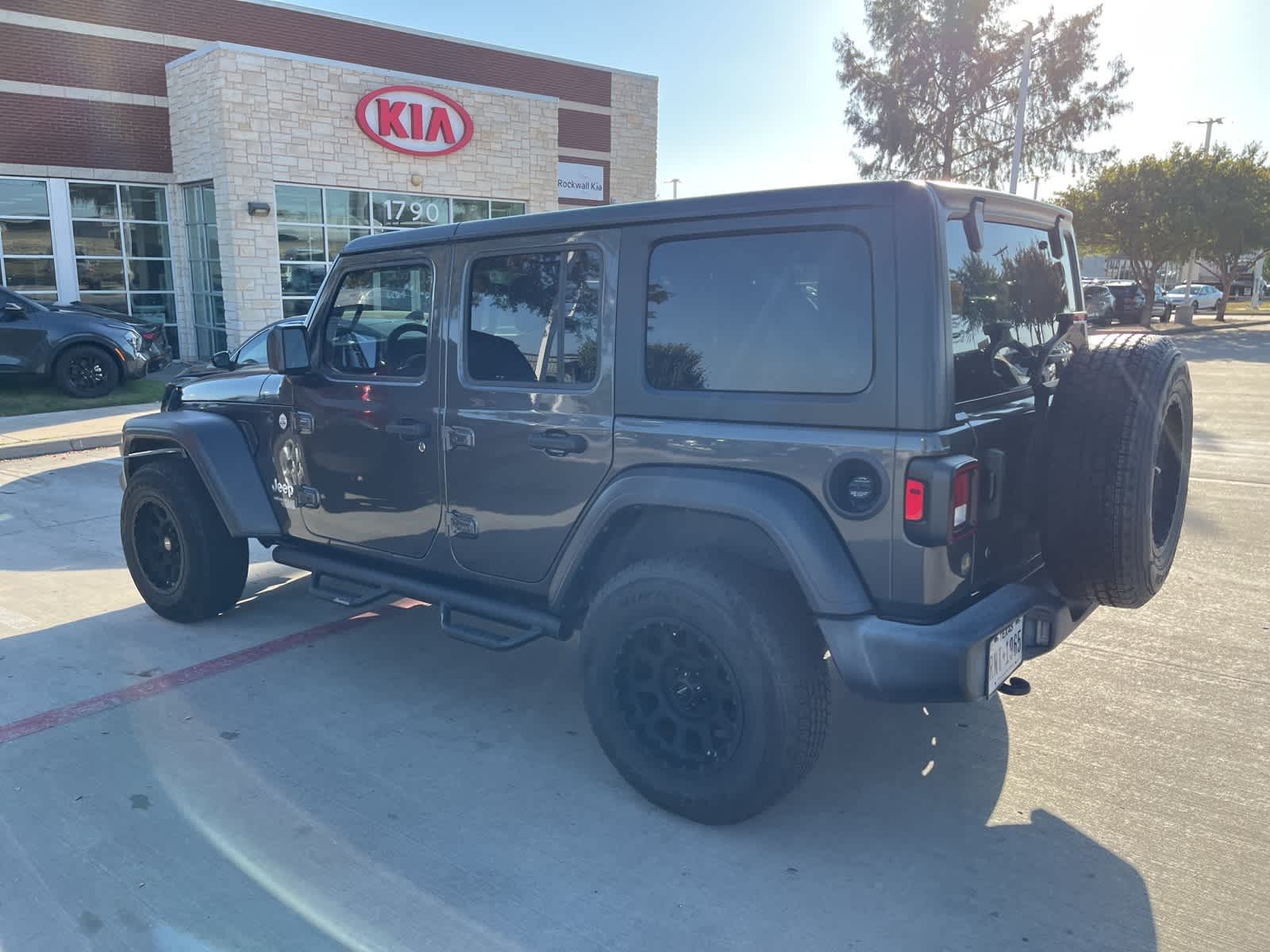 2018 Jeep Wrangler Unlimited Sport S 8