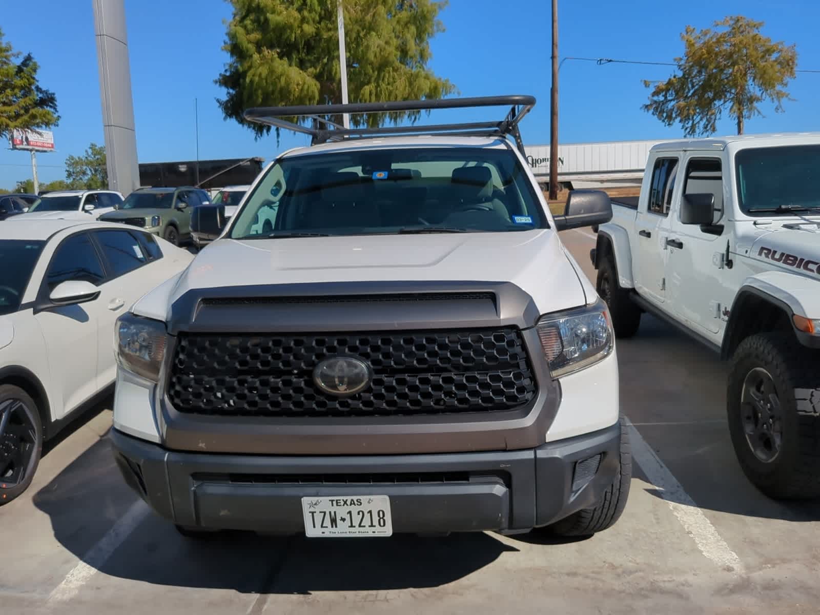 2018 Toyota Tundra SR Double Cab 8.1 Bed 5.7L 2