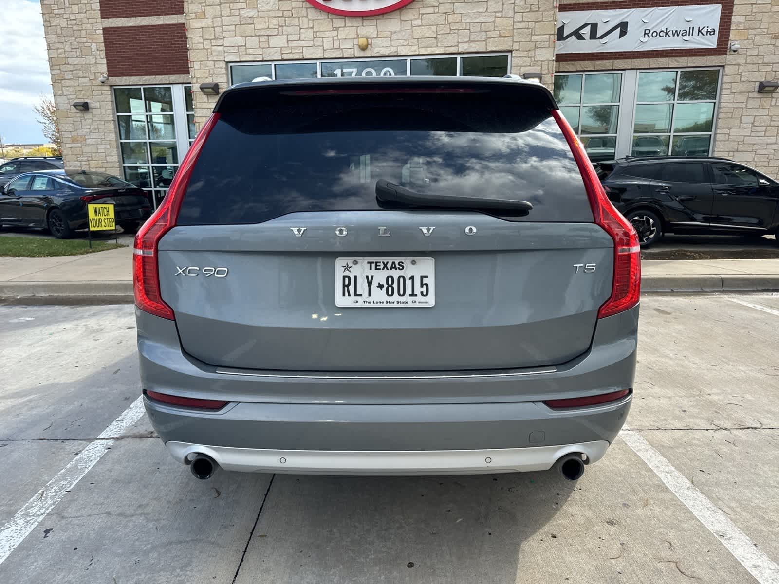 2019 Volvo XC90 Momentum 6