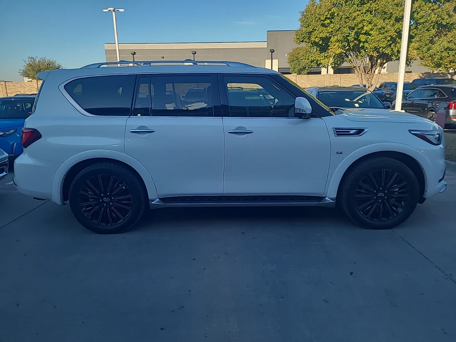 2019 INFINITI QX80 LIMITED 3