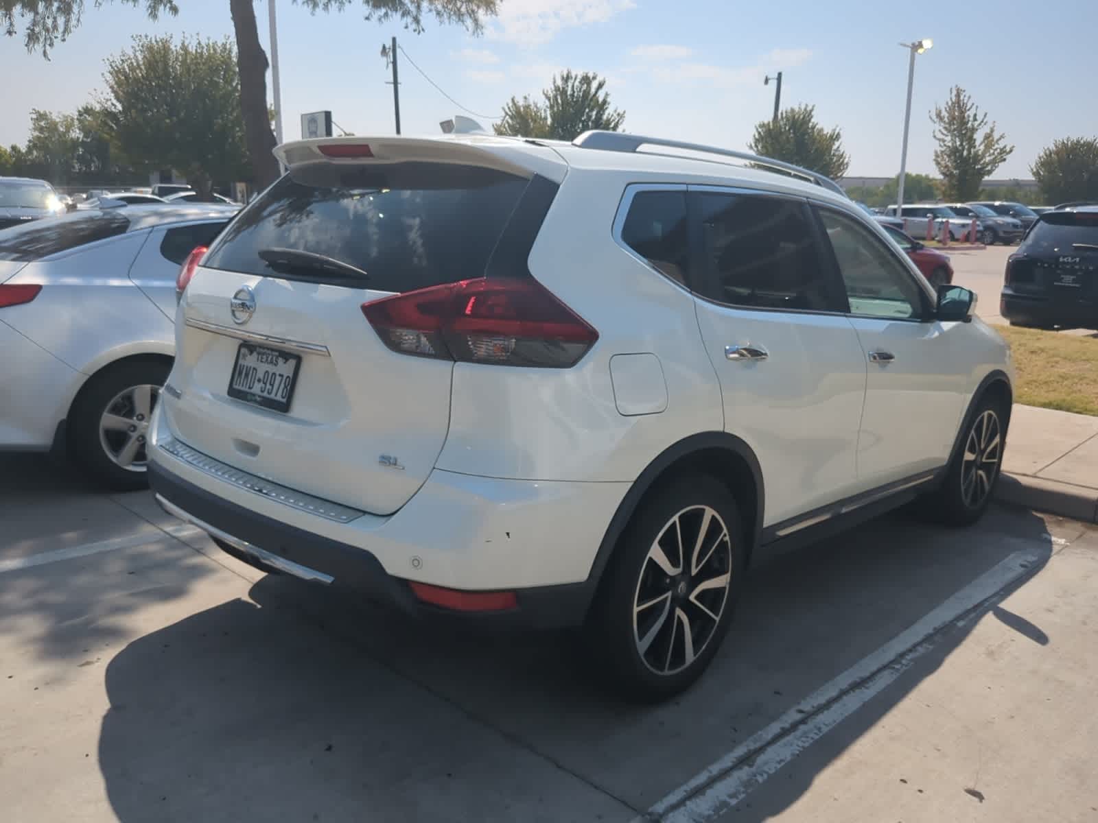 2019 Nissan Rogue SL 4