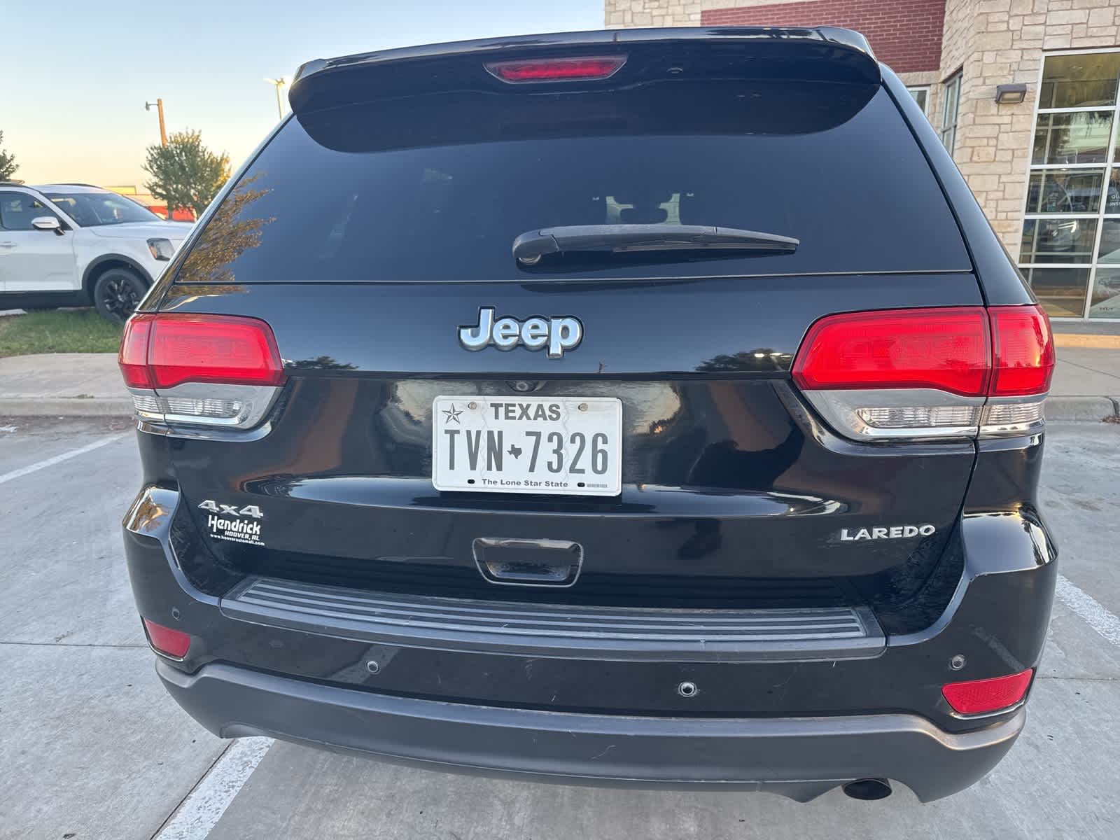 2019 Jeep Grand Cherokee Laredo E 5