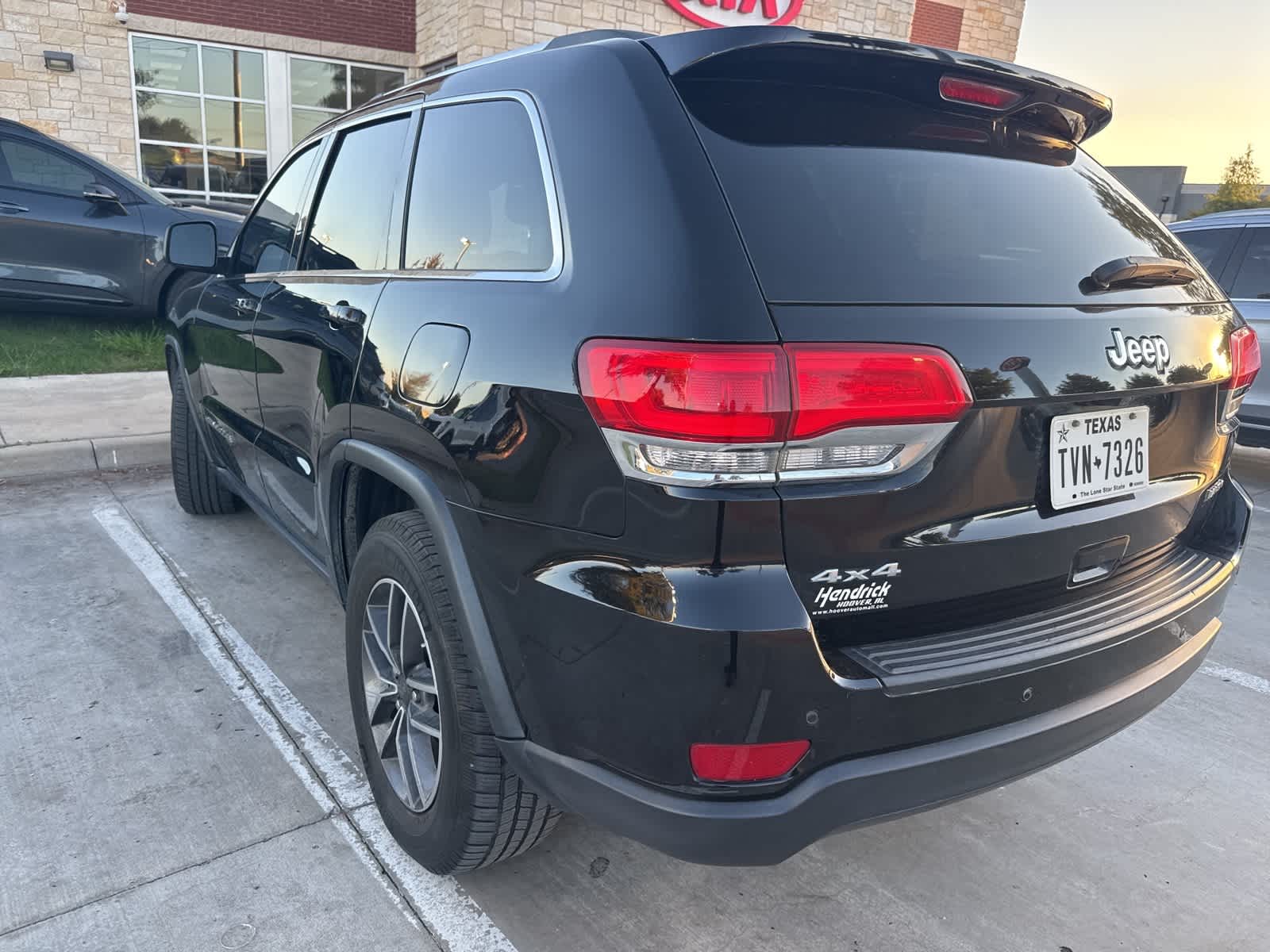 2019 Jeep Grand Cherokee Laredo E 6