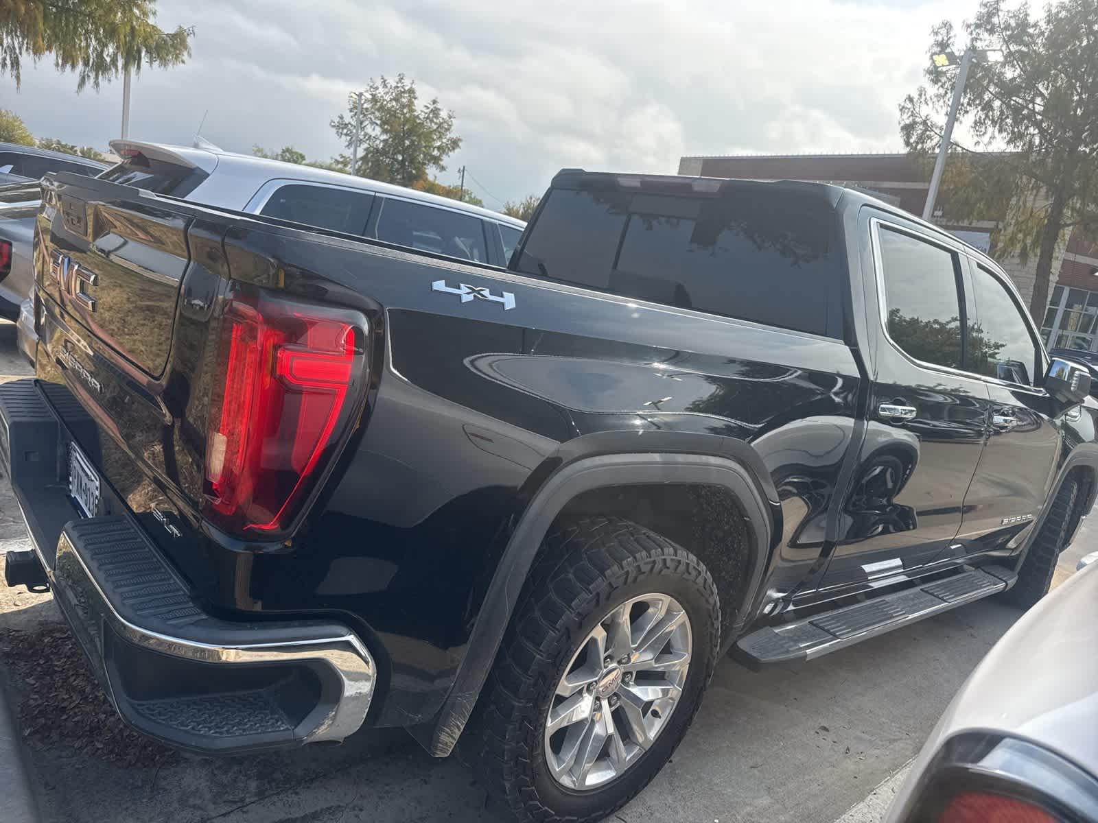 2019 GMC Sierra 1500 SLT 4WD Crew Cab 147 4