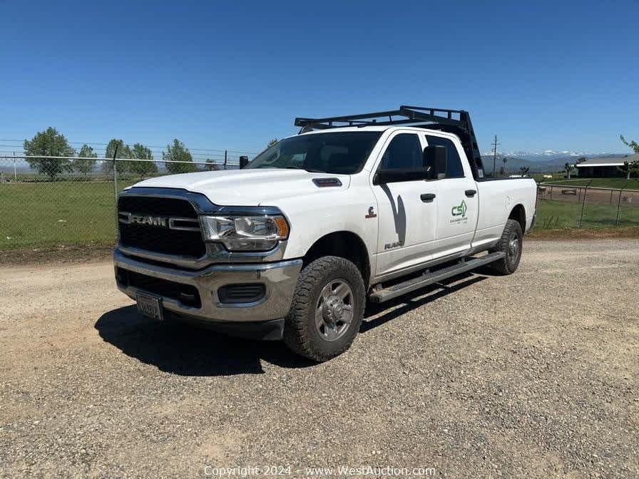 2019 Ram 3500 Tradesman 4x4 Crew Cab 8 Box 1