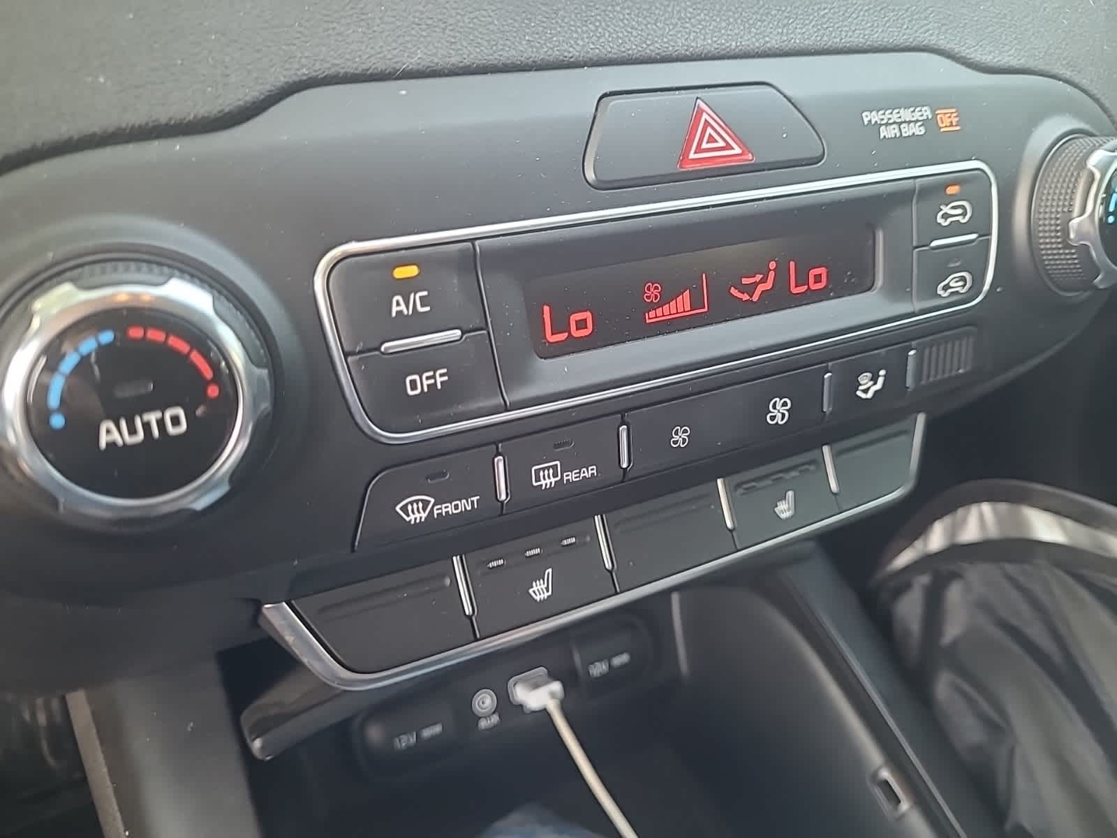 2019 Kia Sorento LX 11