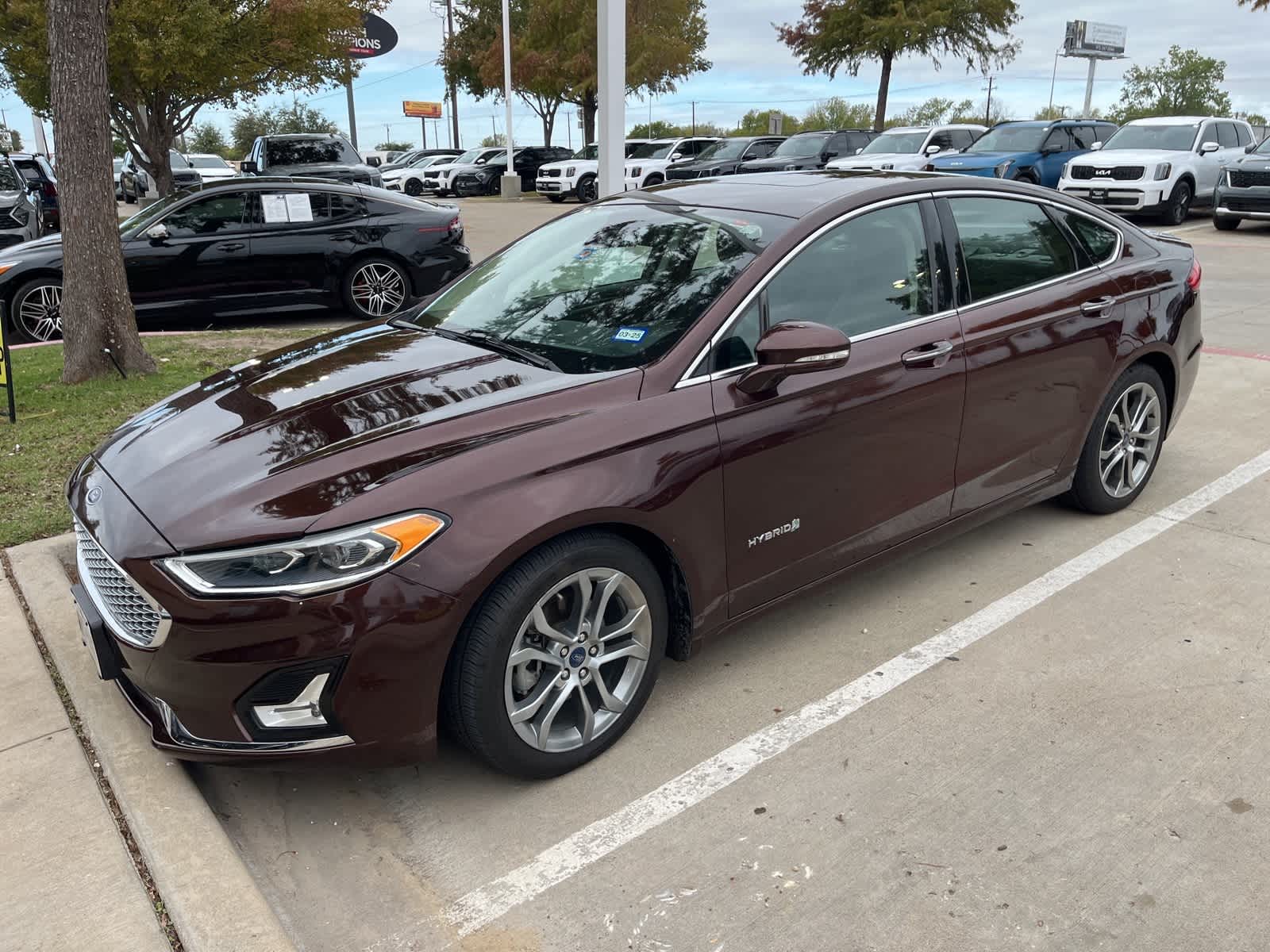 2019 Ford Fusion Hybrid Titanium 8