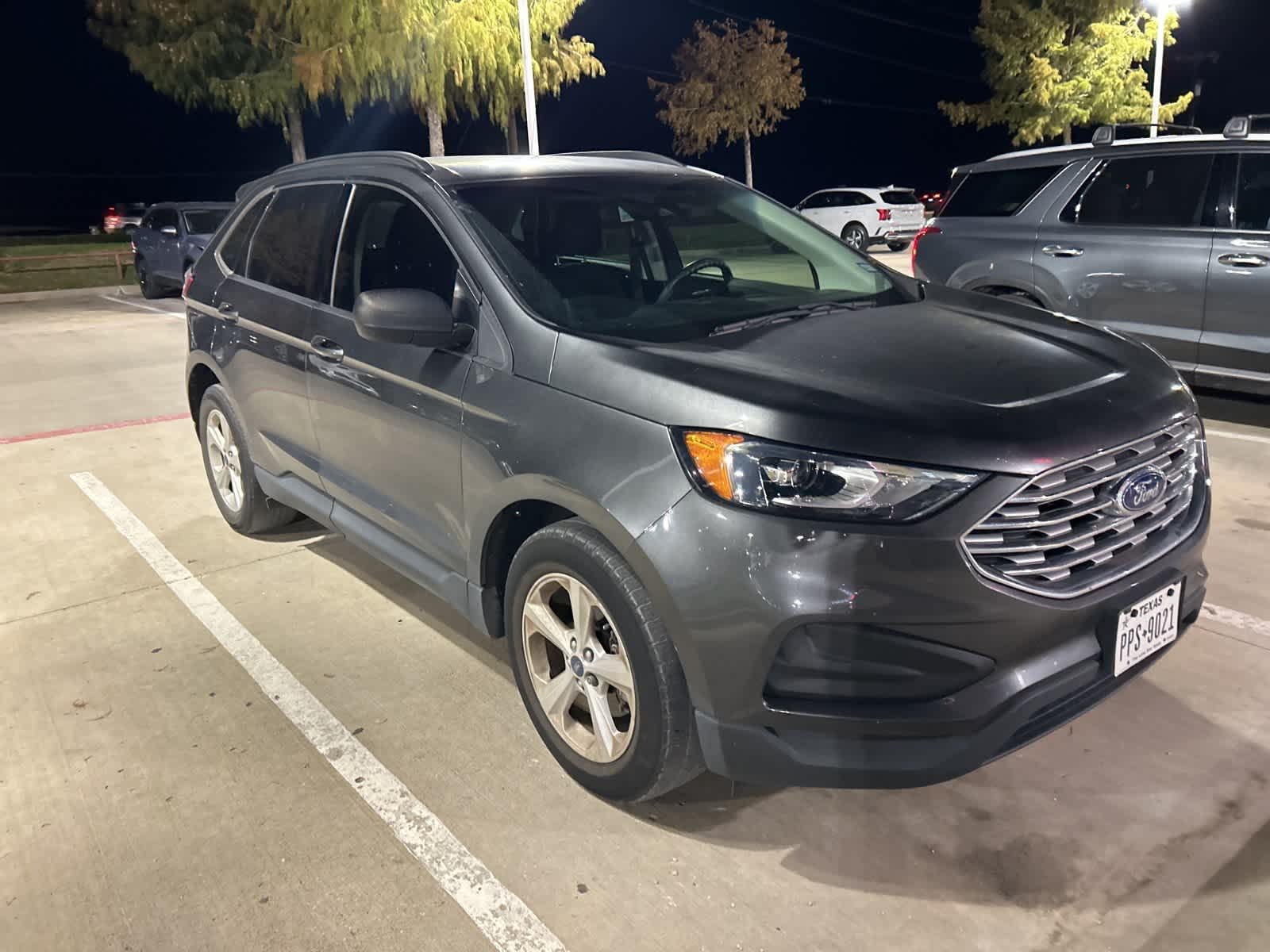 2020 Ford Edge SE 2