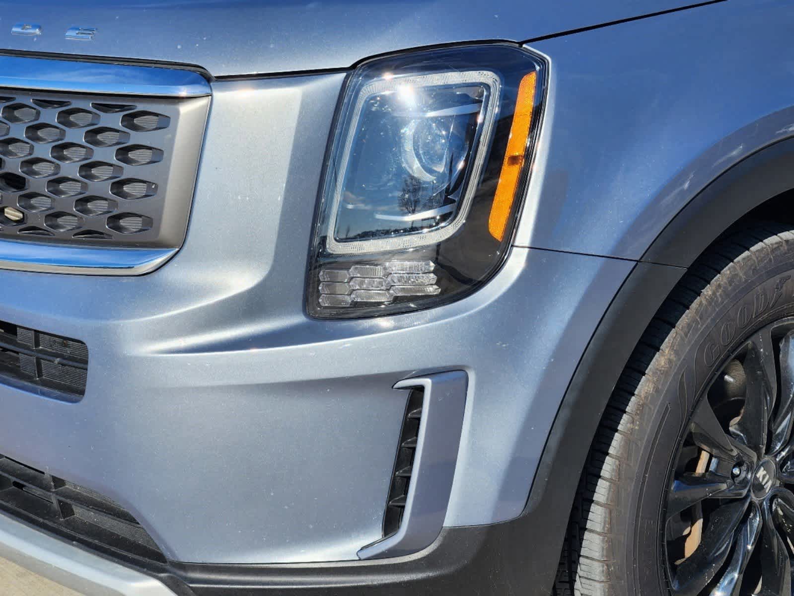 2020 Kia Telluride LX 24