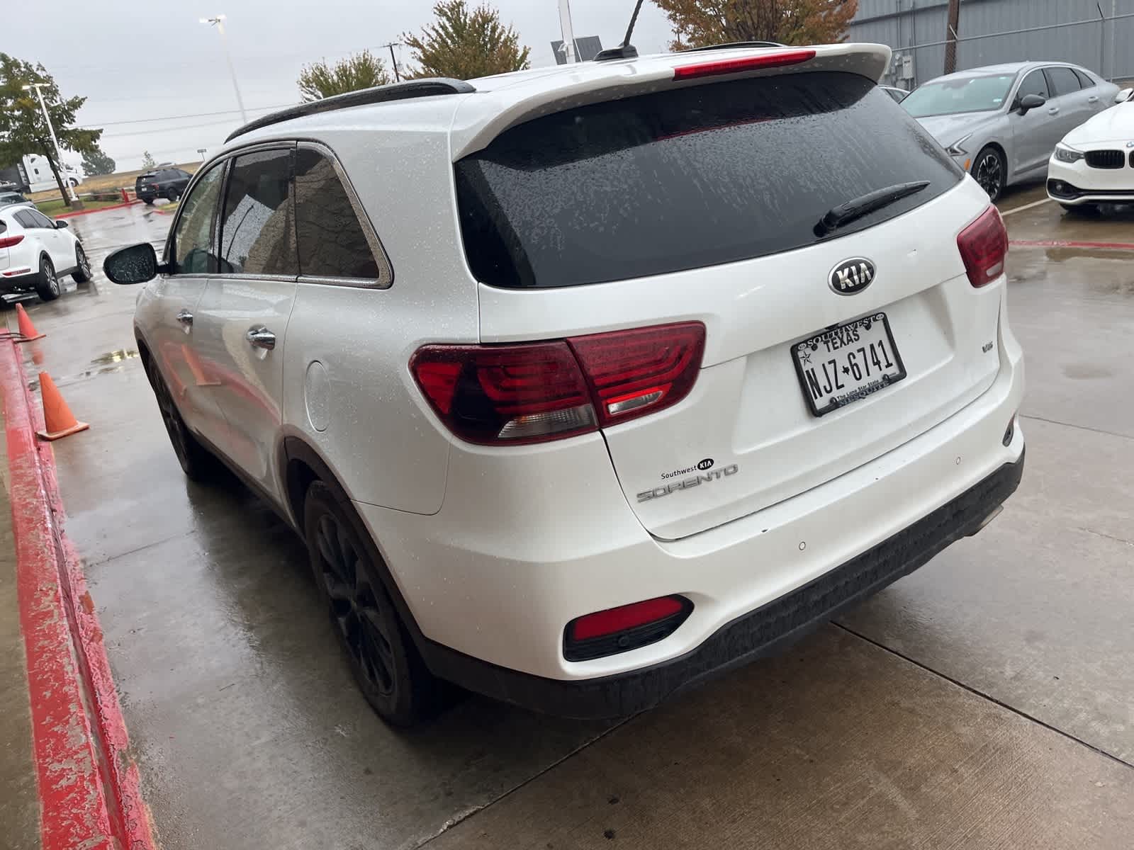 2020 Kia Sorento S V6 7