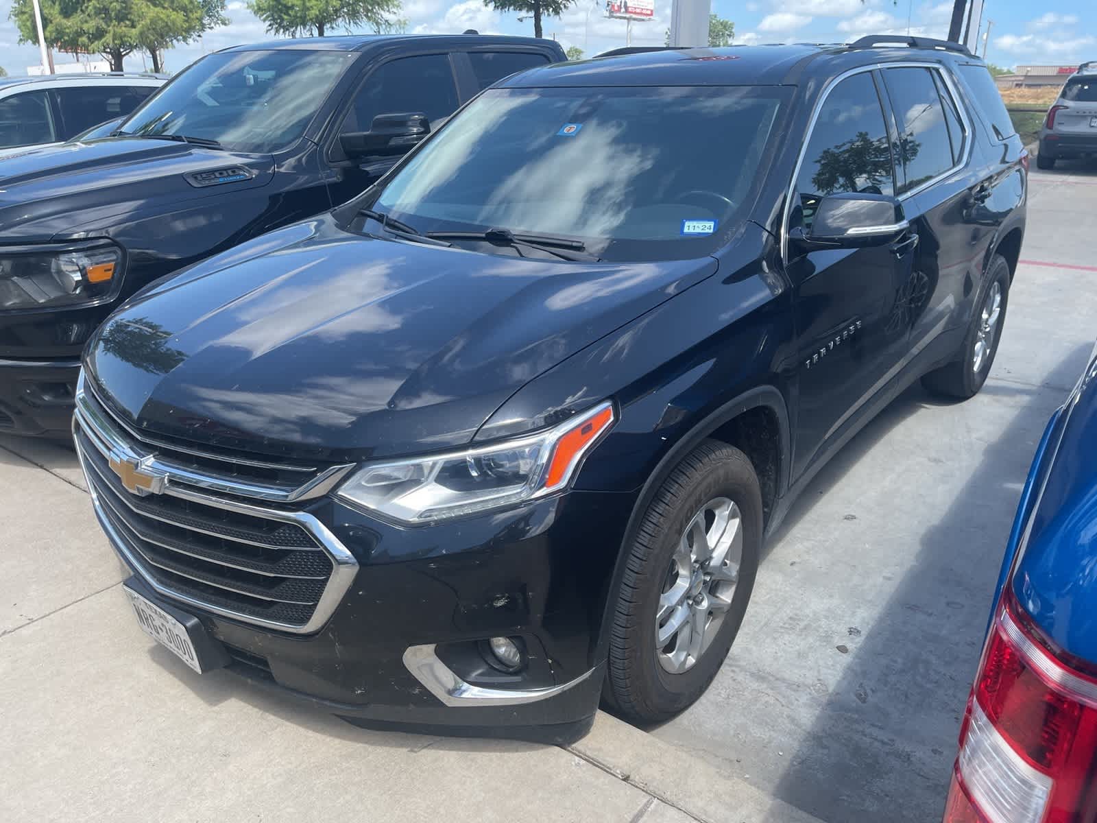 2020 Chevrolet Traverse LT Cloth 1