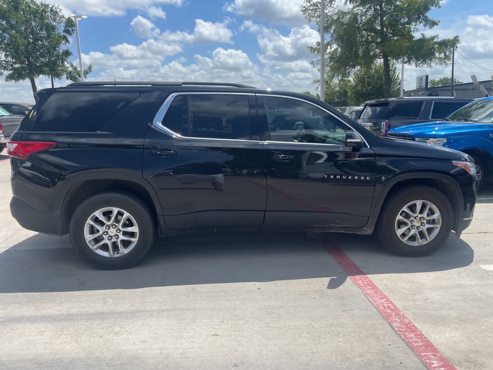 2020 Chevrolet Traverse LT Cloth 4